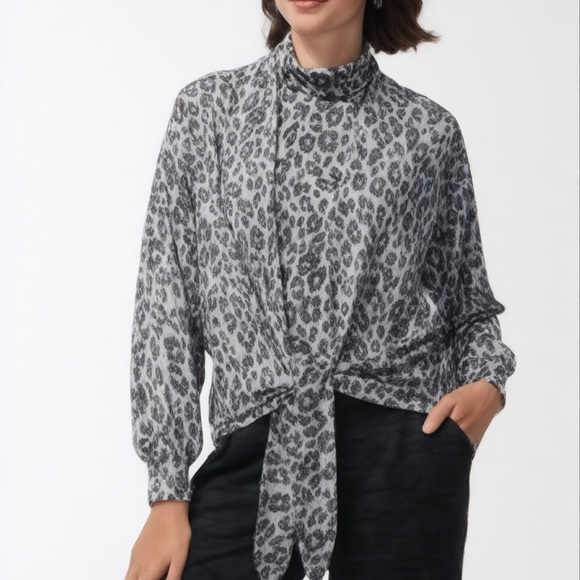 Chico's Sweaters - Chico’s Leopard Print Cardigan & Shell 2 Piece Sweater Set Size 1 Medium